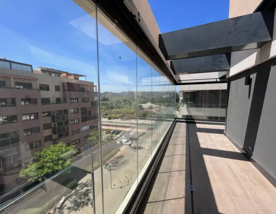 Cristacortina - Instalación de cortinas de cristal